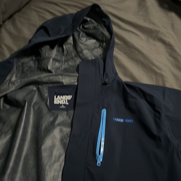 Lands end packable rain jacket - Picture 4 of 4